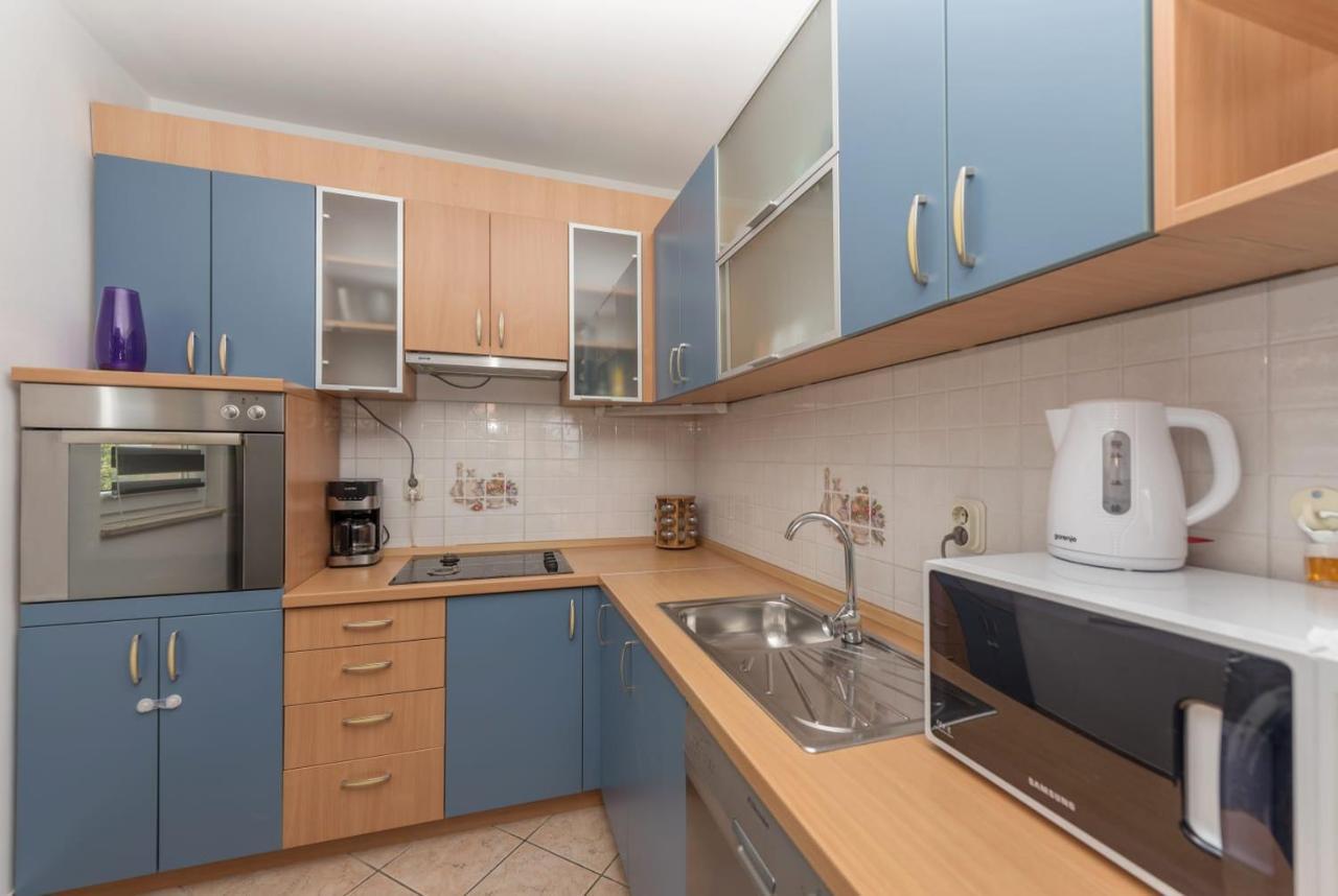 Apartments Matko Макарска Екстериор снимка