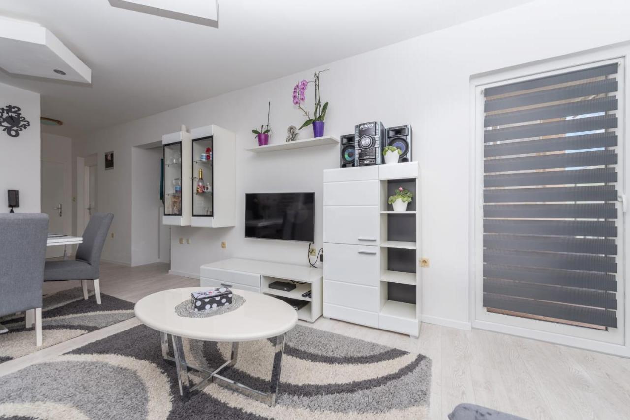 Apartments Matko Макарска Екстериор снимка