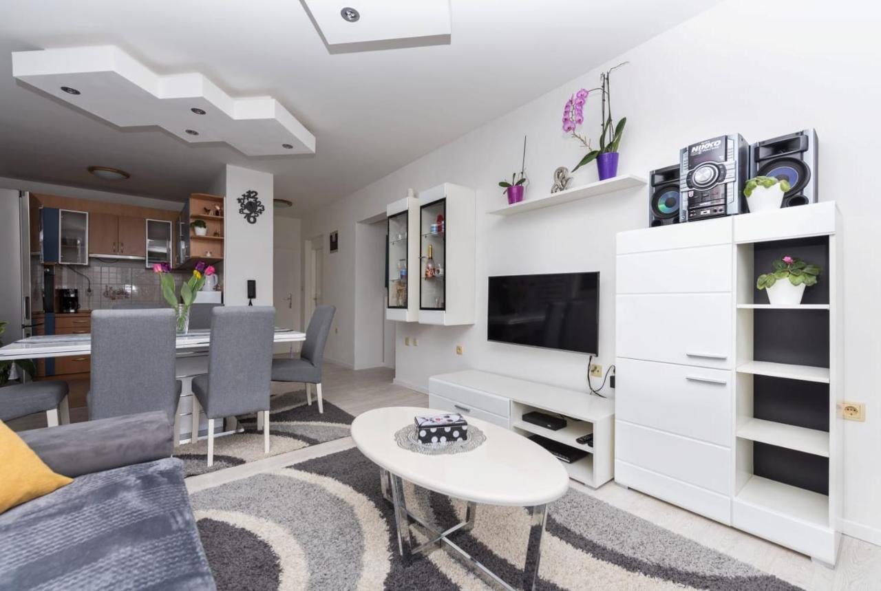 Apartments Matko Макарска Екстериор снимка