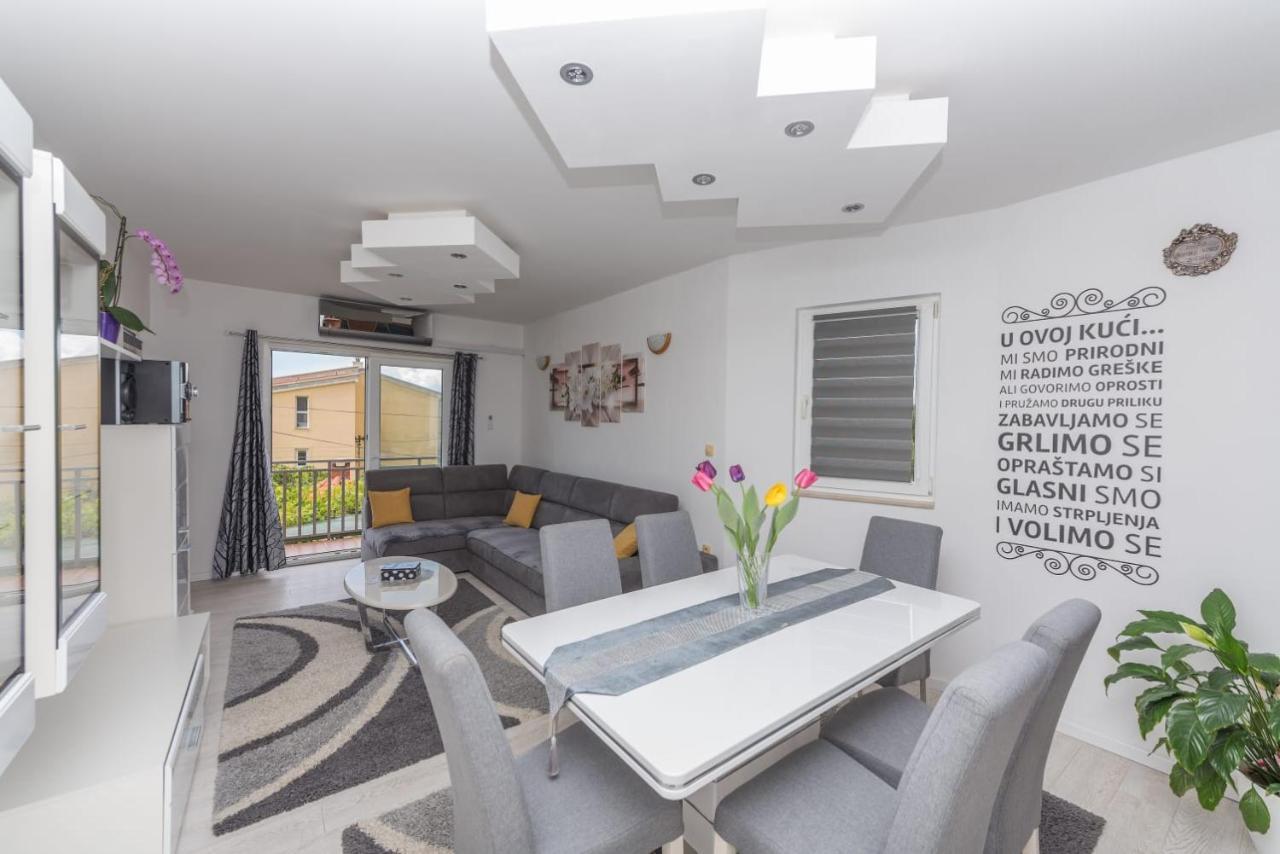 Apartments Matko Макарска Екстериор снимка